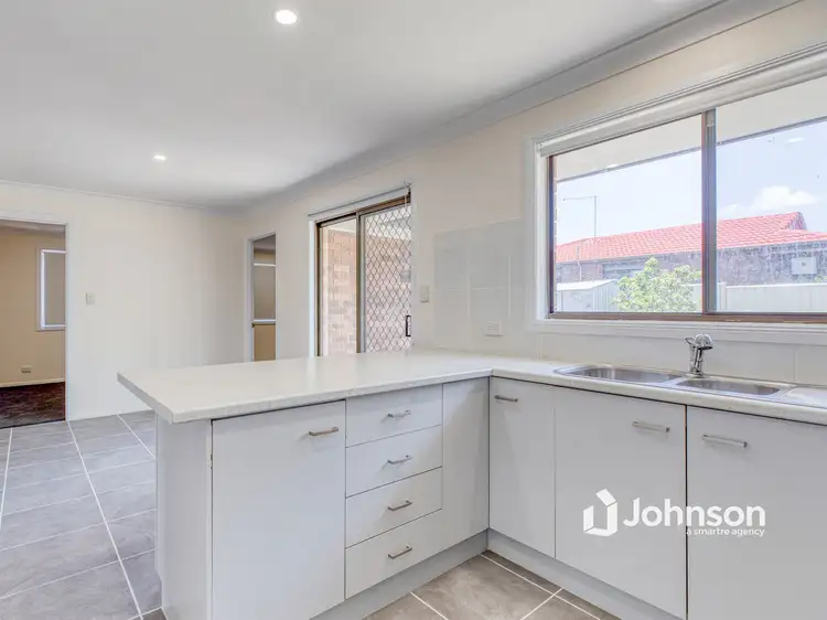 Fifth view of Homely house listing, 2 Eliza Court, Marsden QLD 4132