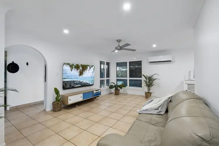 Second view of Homely house listing, 8 Cambridge Court, Carrara QLD 4211