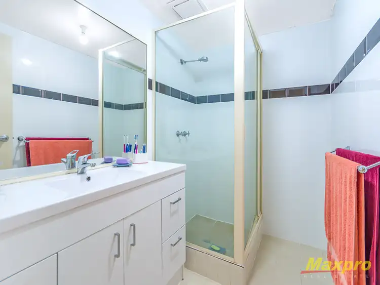 Fifth view of Homely apartment listing, 5/2 Towton Way, Langford WA 6147