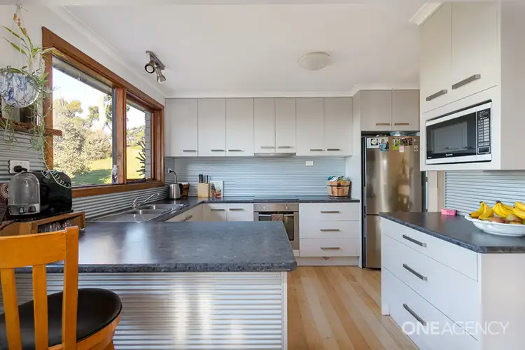 Fifth view of Homely house listing, 124 Ironcliffe Road, Penguin TAS 7316