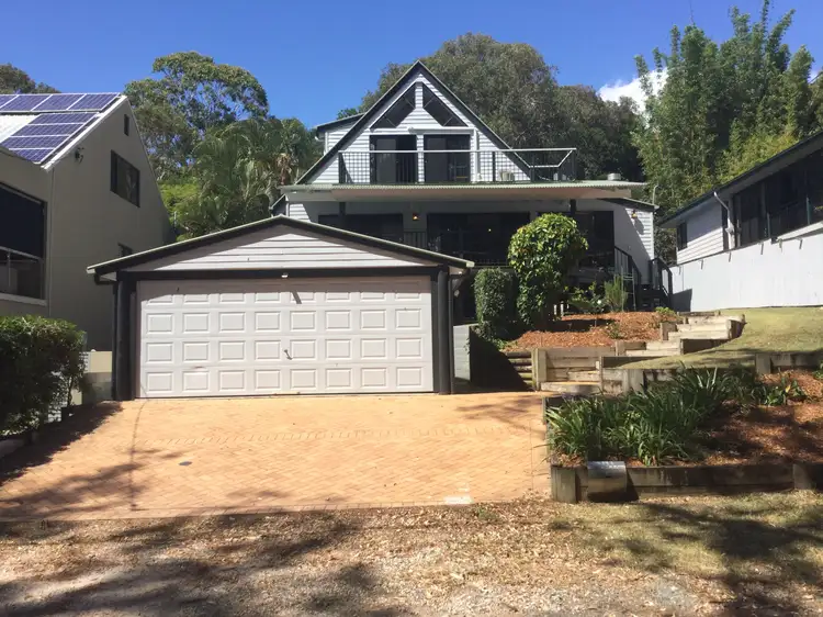 206 Victoria Parade, Coochiemudlo Island QLD 4184