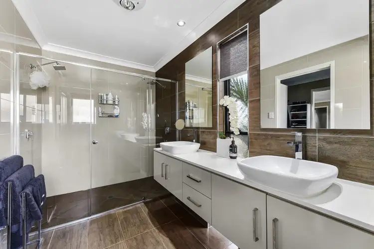 Fourth view of Homely house listing, 1 Owl Court, Kleinton QLD 4352