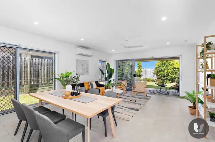 Fourth view of Homely house listing, 33 Ravenbourne Circuit, Capalaba QLD 4157
