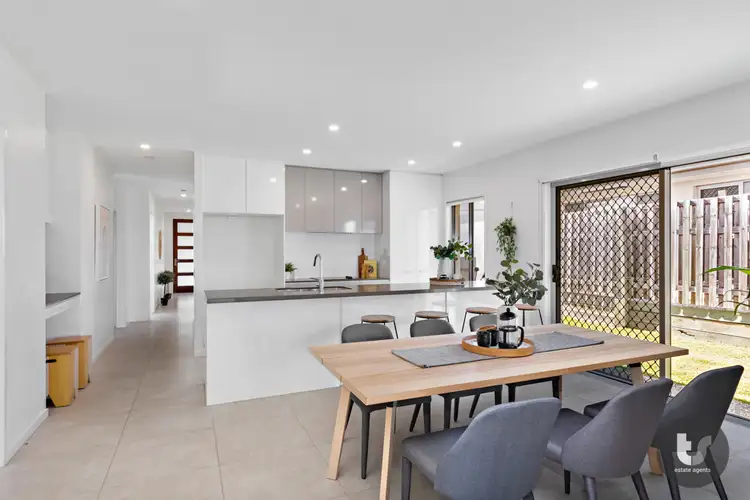 Fifth view of Homely house listing, 33 Ravenbourne Circuit, Capalaba QLD 4157