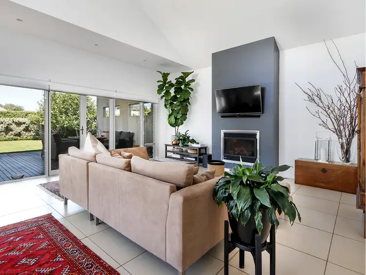 Fifth view of Homely house listing, 152 Pearson Street, Sale VIC 3850