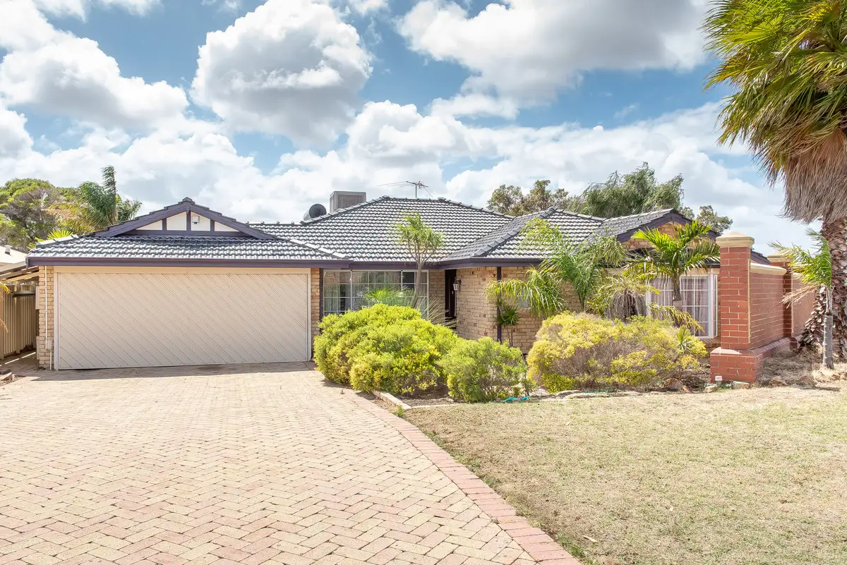 Main view of Homely house listing, 71 Castlegate Way, Woodvale WA 6026