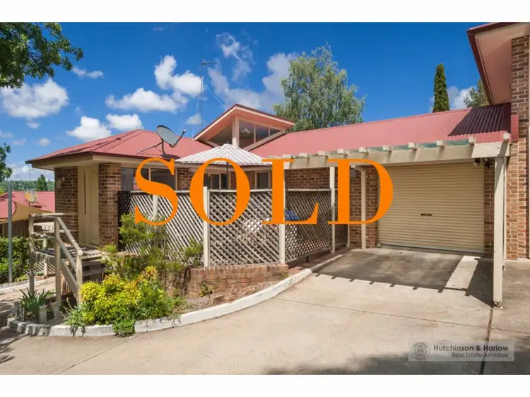 2/7 Quin Avenue, Armidale NSW 2350
