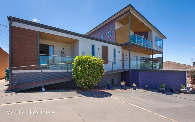 17 Lion Street, Mount Melville WA 6330