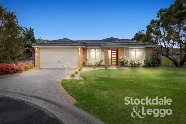 2 Greenmount Avenue, Mccrae VIC 3938