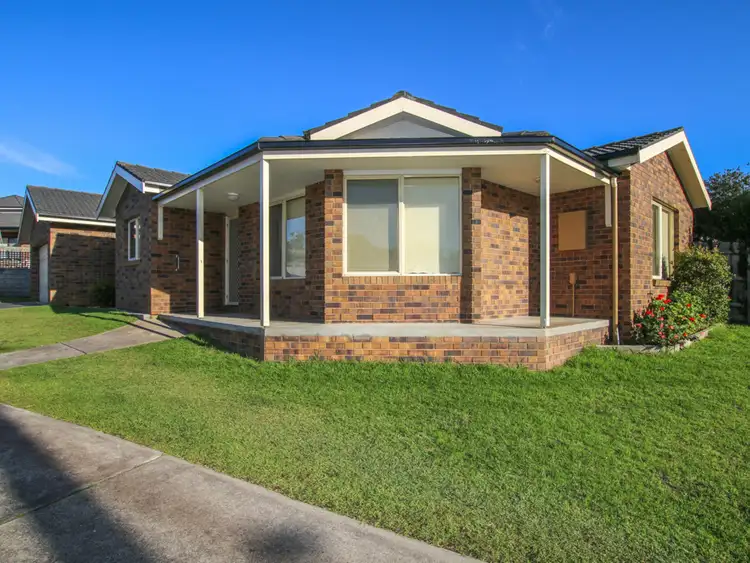 16 Lipook Court