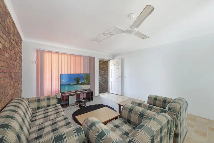 Sixth view of Homely semi-detached listing, 5 Ferny Avenue, Avoca QLD 4670