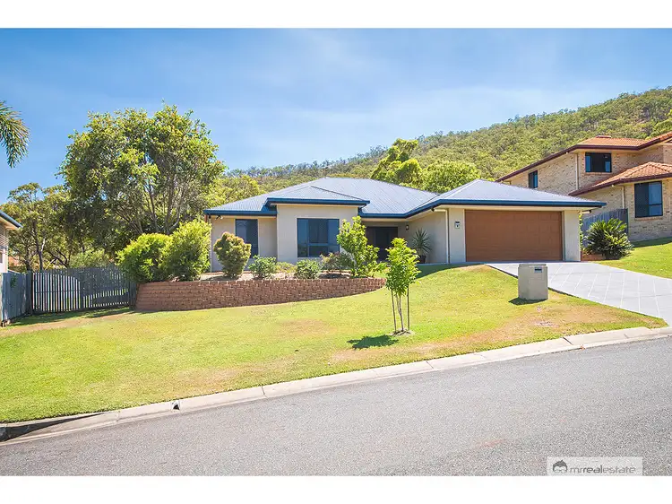 9 Ridgedale Avenue, Norman Gardens QLD 4701