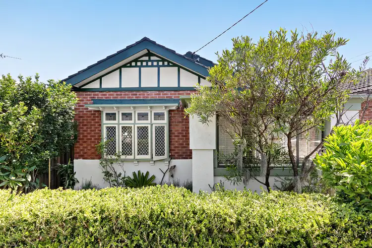 154 Broadmeadow Road, Broadmeadow NSW 2292