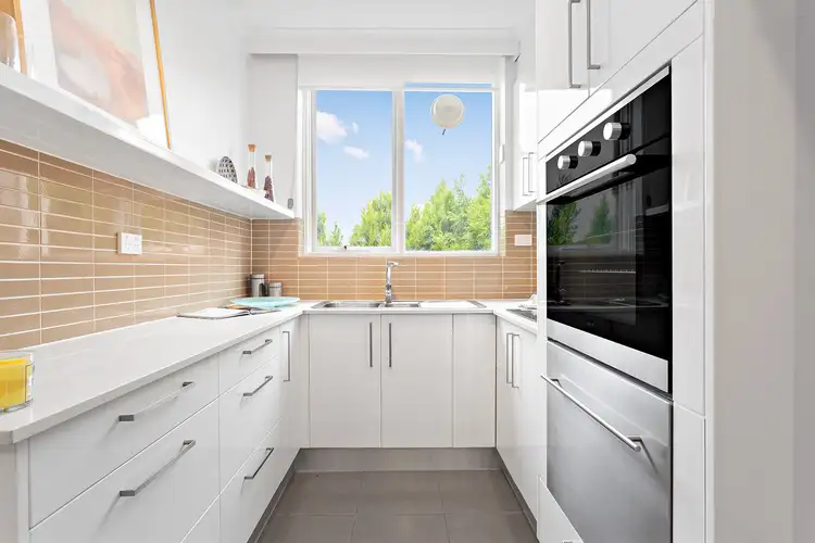 Third view of Homely apartment listing, 10/47 Evansdale Road, Hawthorn VIC 3122