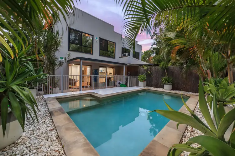 2/7 Dine Court, Upper Coomera QLD 4209