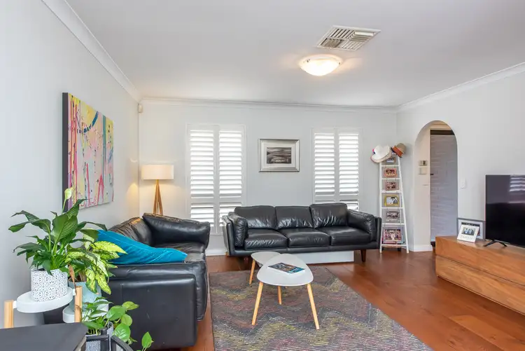 12 Parmelia Way, Craigie WA 6025