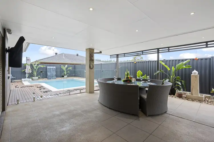 3 Beerwah Street, Pacific Pines QLD 4211