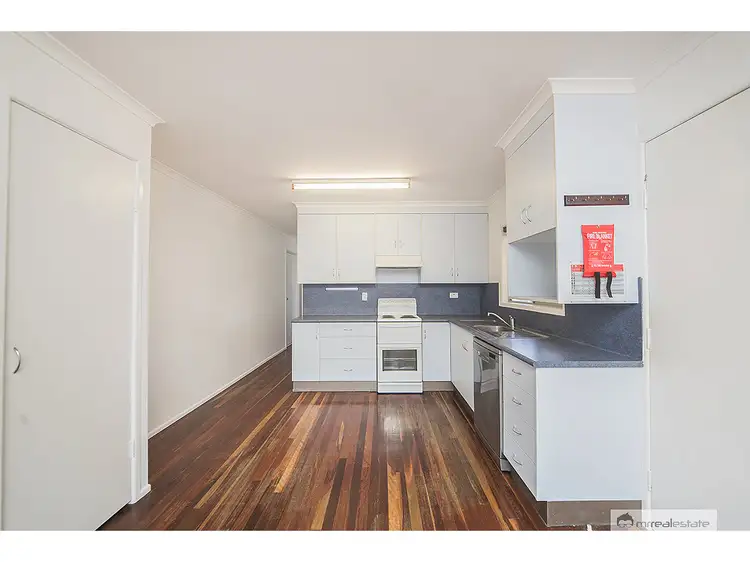 Fifth view of Homely house listing, 289 Blanchfield Street, Koongal QLD 4701