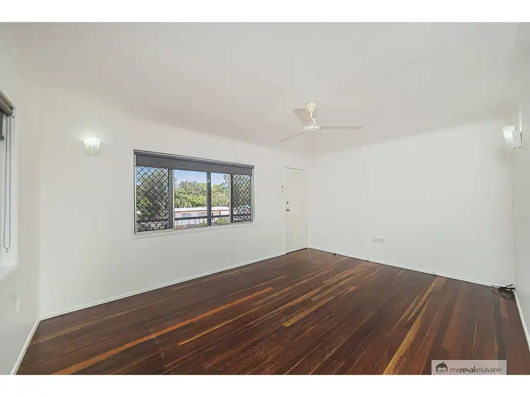 Sixth view of Homely house listing, 289 Blanchfield Street, Koongal QLD 4701
