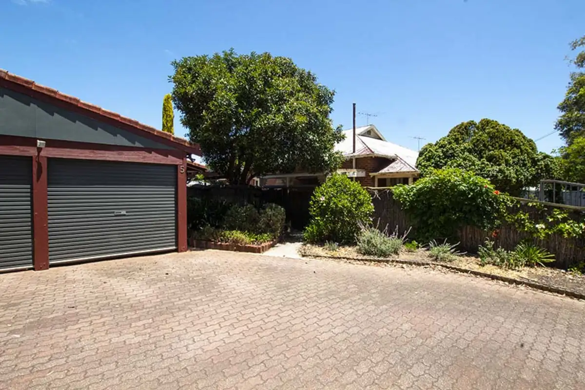 Main view of Homely unit listing, 1/5 Dunrobin Street, Black Forest SA 5035
