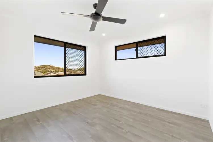 Seventh view of Homely house listing, 1 Zingara Court, Lammermoor QLD 4703