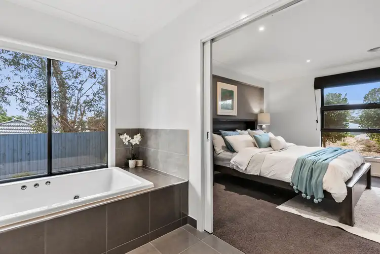 Fifth view of Homely house listing, 8 Woodland Mews, Langwarrin VIC 3910