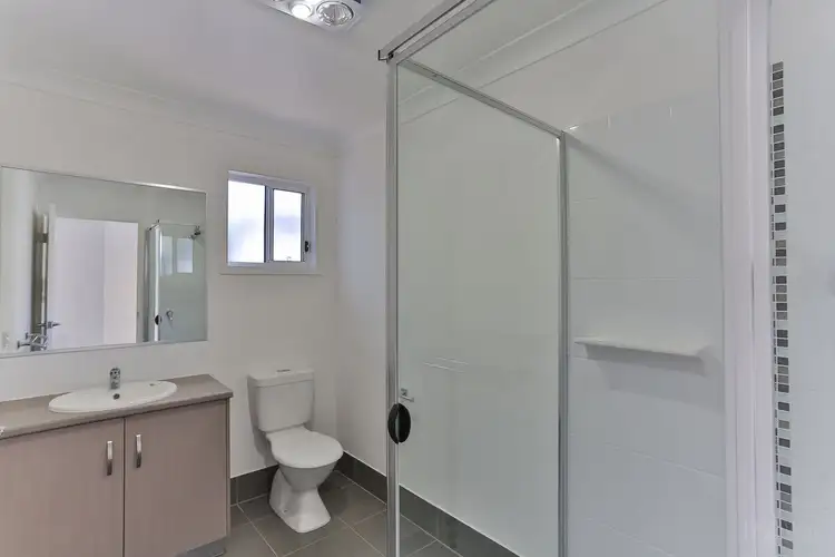 Sixth view of Homely unit listing, 1/3B Gladstone Street, Newtown QLD 4350