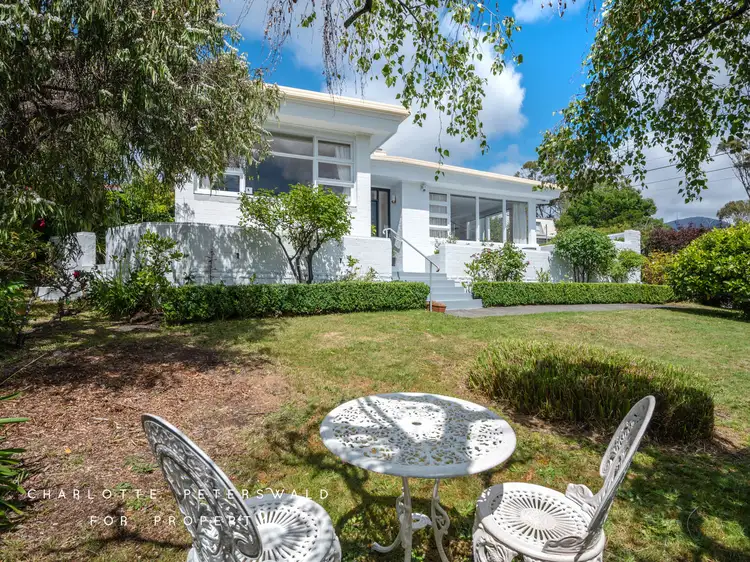 40 Derwentwater Avenue, Sandy Bay TAS 7005