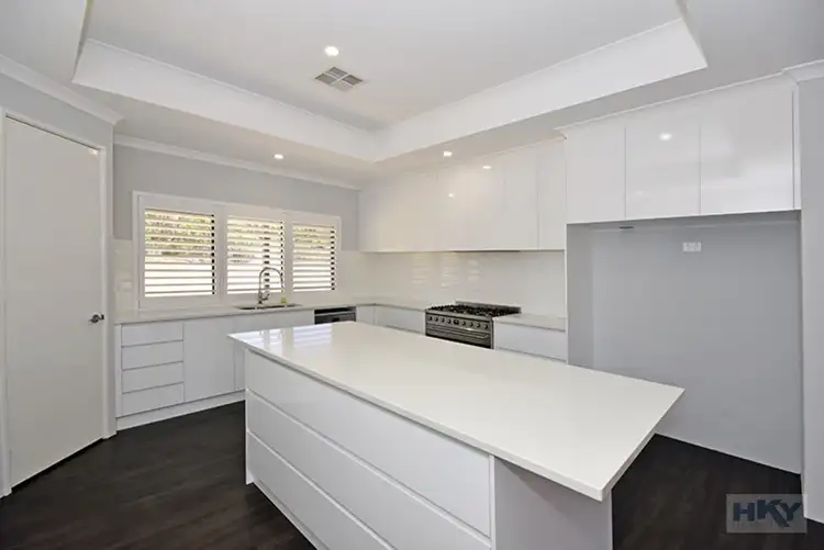 Second view of Homely house listing, 9 Bandicoot Loop, Brigadoon WA 6069