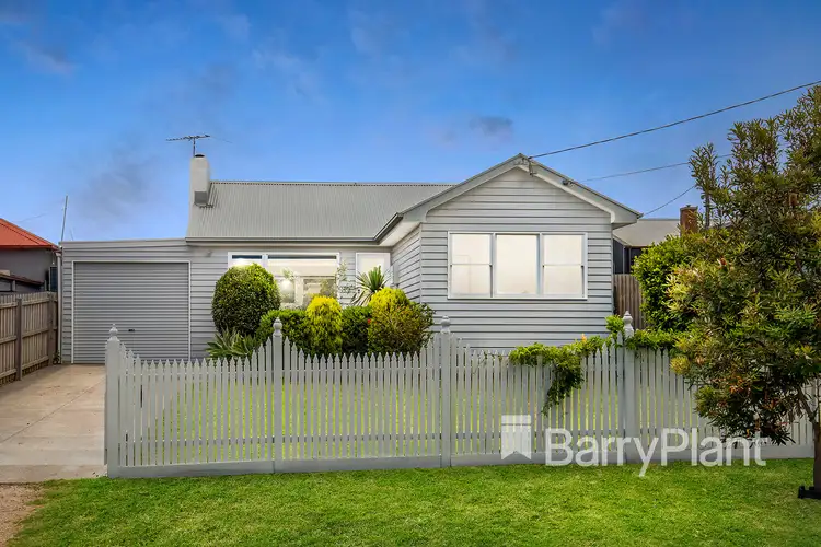 17 Foam Street, Rosebud VIC 3939