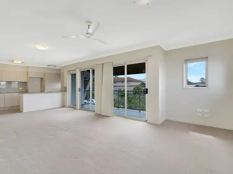 Fourth view of Homely unit listing, 1/18-20 Musgrave Avenue, Southport QLD 4215