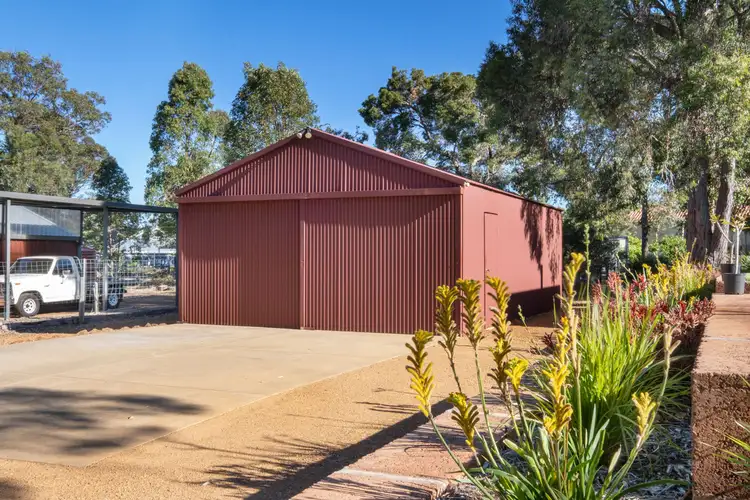 6 Grono Road, Bedfordale WA 6112