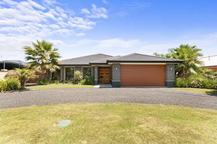 17 Lee Street, Stratford VIC 3862