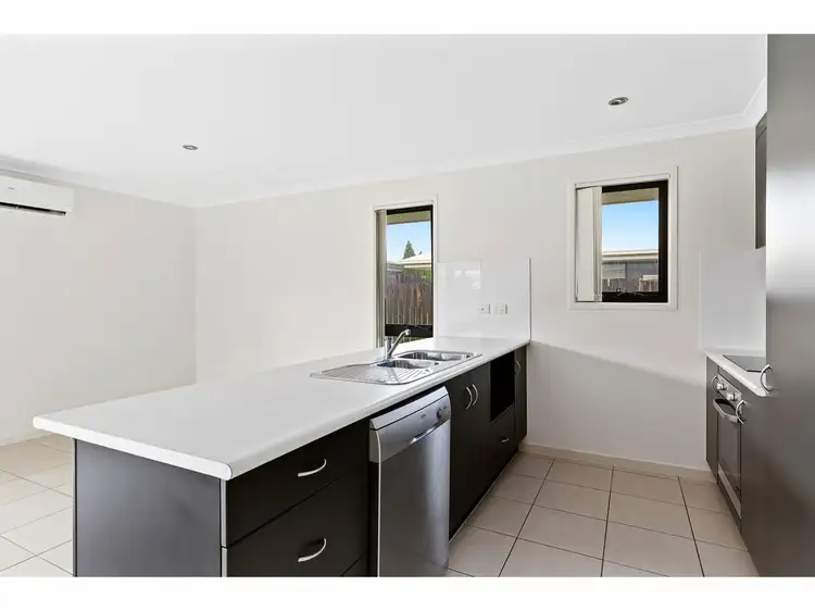 Second view of Homely house listing, 24 Vermont Drive, Parkhurst QLD 4702