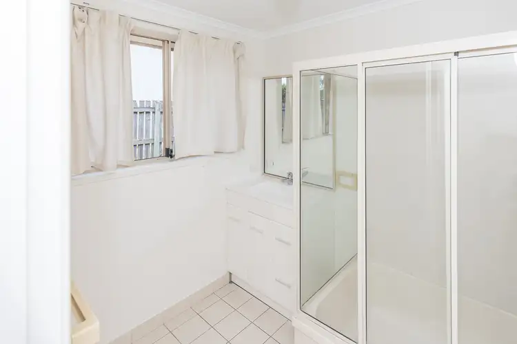 Sixth view of Homely semi-detached listing, 10 Chapman Street, Kalkie QLD 4670