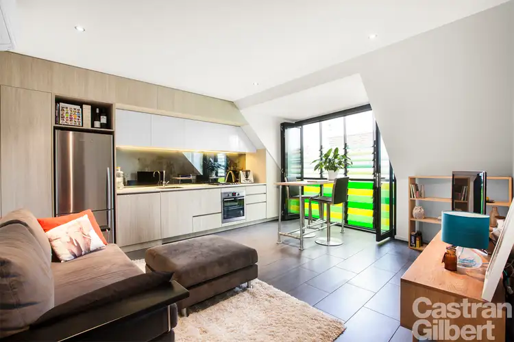 16/17 Ellesmere Road, Windsor VIC 3181