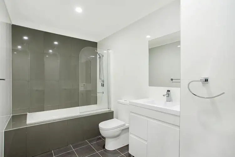 Fourth view of Homely townhouse listing, 10 Finniss Glade, Quakers Hill NSW 2763