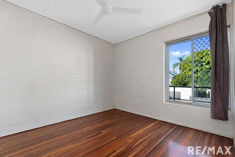 4/5 McKean Road, Scarness QLD 4655