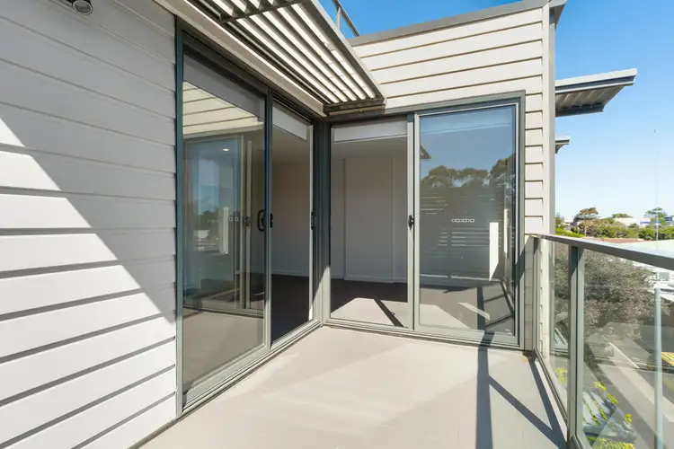 Fifth view of Homely unit listing, Unit 4, Level 2/8 Ebdale Street, Frankston VIC 3199