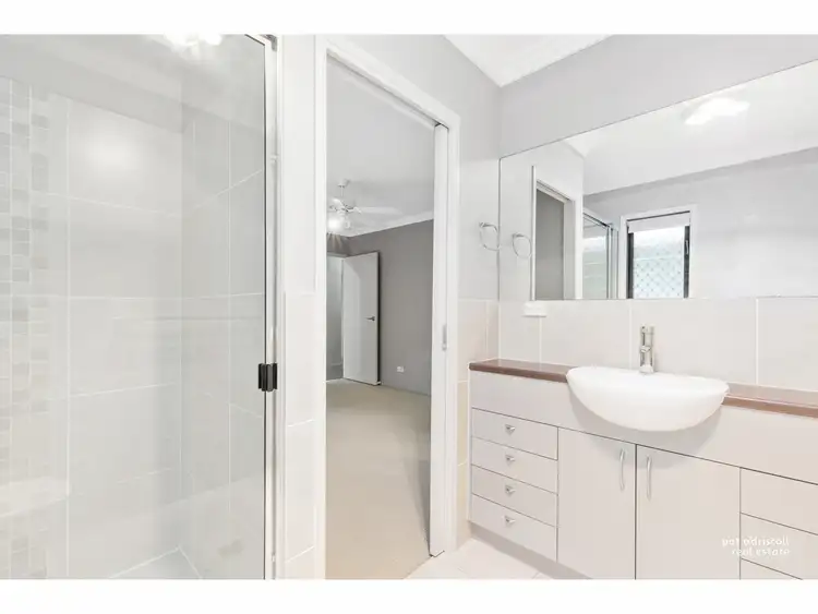 Fifth view of Homely apartment listing, 5/15 Parkside Place Villas, Norman Gardens QLD 4701