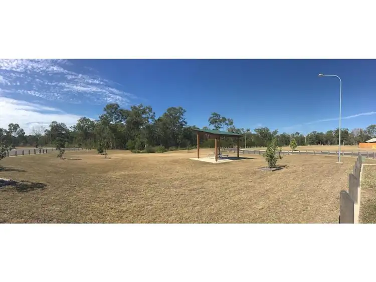33 Sharp Crescent, Branyan QLD 4670