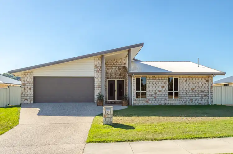 7 Victoria Avenue, Glen Eden QLD 4680