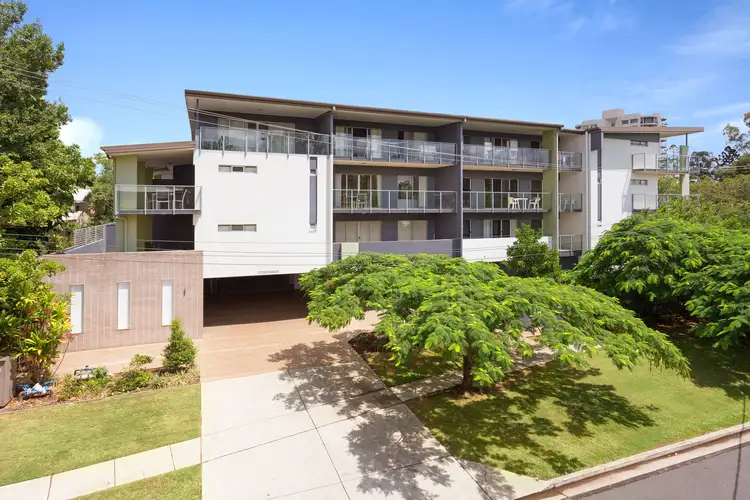 15/221 Sir Fred Schonell Drive, St Lucia QLD 4067
