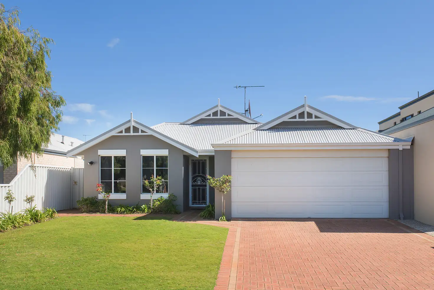Main view of Homely house listing, 2/15 Casuarina Drive, Geographe WA 6280