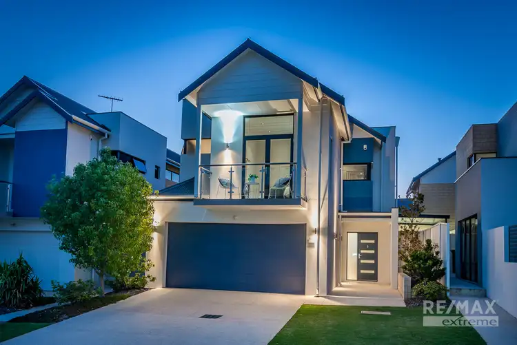 Second view of Homely house listing, 3/49 Discovery Circuit, Iluka WA 6028