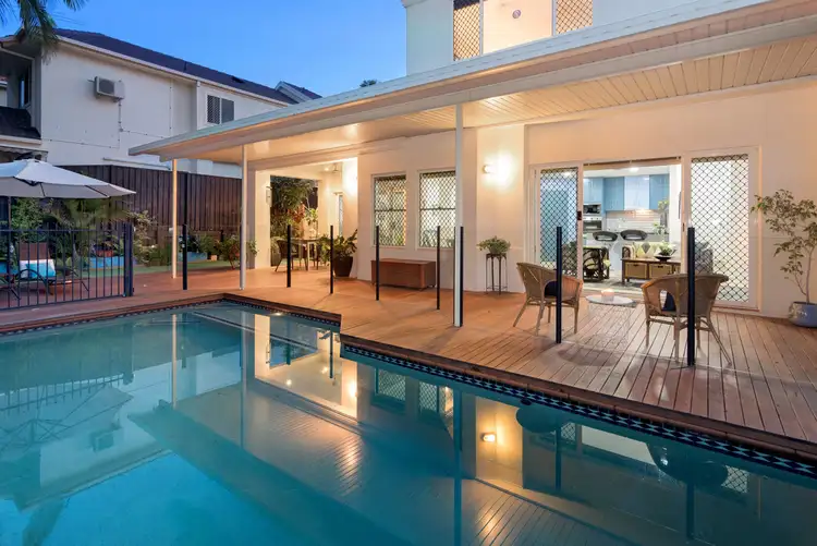 Second view of Homely house listing, 40 Flame Tree Crescent, Carindale QLD 4152