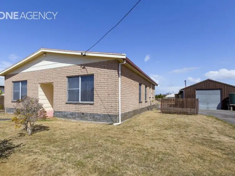 12 McArthur Street, Wynyard TAS 7325