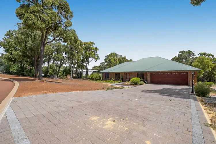 24 Blissett Drive, Bedfordale WA 6112