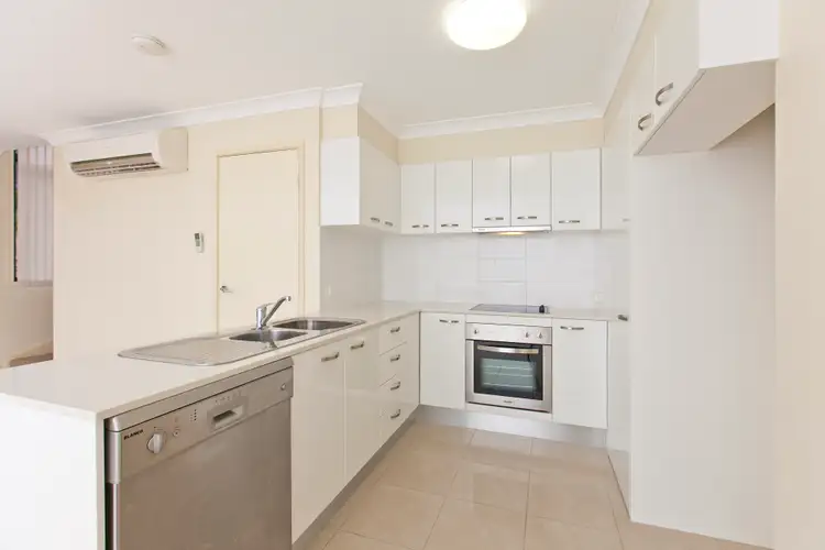 Fourth view of Homely unit listing, 2/17 Real Street, Annerley QLD 4103
