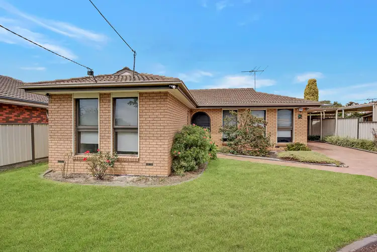 2 Joyce Close, St Albans VIC 3021